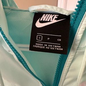 Nike Windbreaker